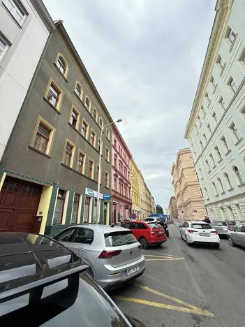 Pronájem obchodního prostoru, Praha - Žižkov, Vlkova, 190 m2