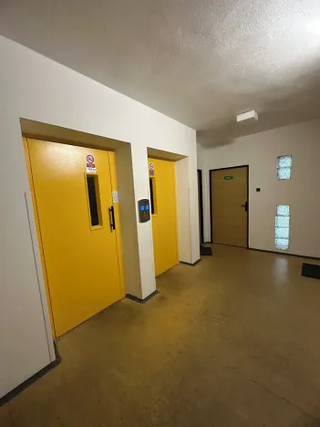Pronájem bytu 1+kk, Jablonec nad Nisou, U Staré lípy, 27 m2