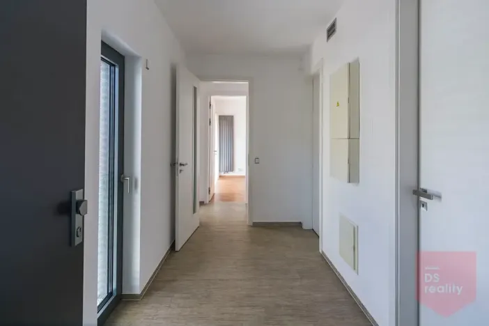 Prodej bytu 2+kk, Praha - Klánovice, Slavětínská, 79 m2