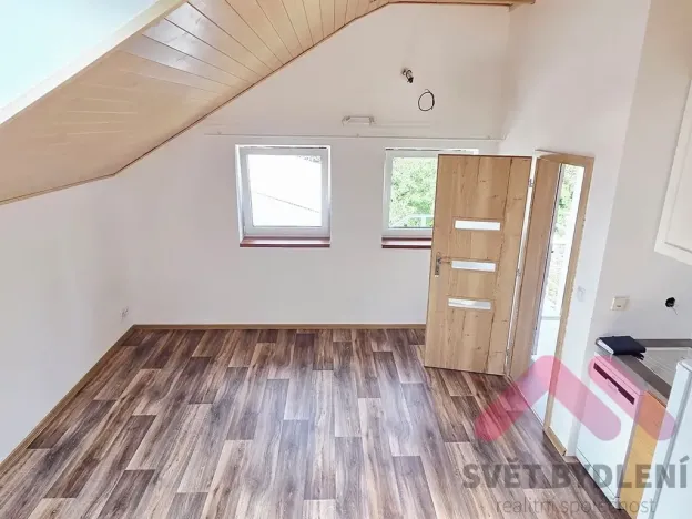 Pronájem bytu 3+kk, Hlásná Třebaň, V Úvozu, 86 m2