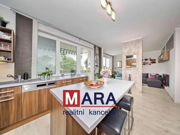 Prodej bytu 3+kk, Olomouc, Novosadský dvůr, 92 m2