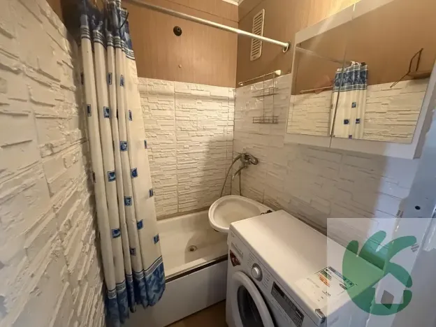 Pronájem bytu 2+kk, Neratovice, Dr. E. Beneše, 40 m2