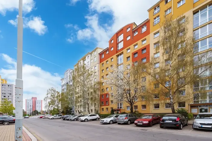 Prodej bytu 2+1, Praha - Letňany, Fryčovická, 52 m2