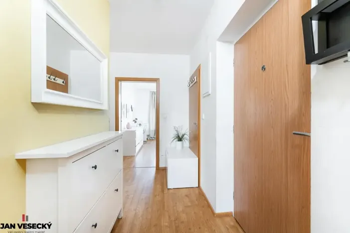 Prodej bytu 3+kk, Praha - Třeboradice, Špeciánova, 74 m2
