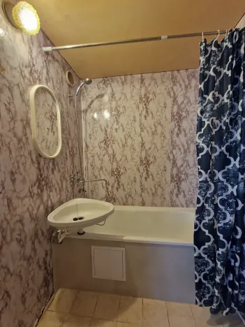 Prodej bytu 3+1, Turnov, Granátová, 74 m2