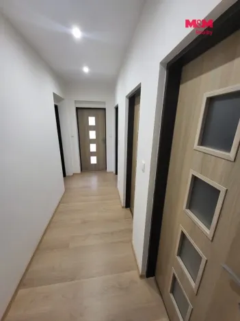 Pronájem bytu 3+1, Nový Bor - Janov, 74 m2