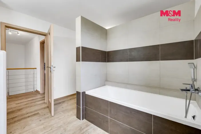 Prodej rodinného domu, Osek, 129 m2