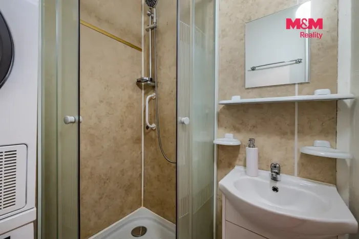 Prodej bytu 2+1, Aš, Hlavní, 51 m2