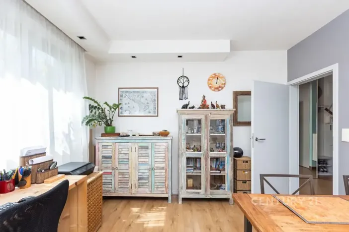 Pronájem bytu 2+kk, Jesenice, Hrnčířská, 48 m2