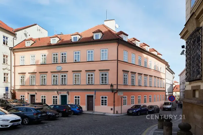 Prodej bytu 2+kk, Praha - Malá Strana, Vlašská, 54 m2