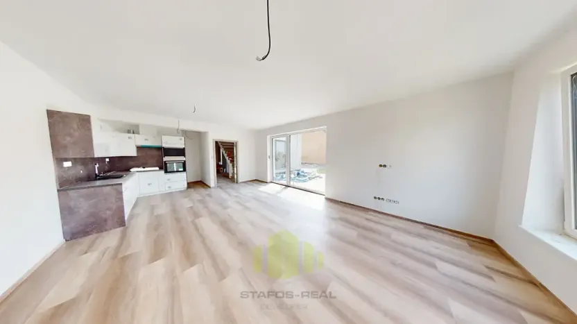 Pronájem rodinného domu, Velký Týnec, Polní, 138 m2