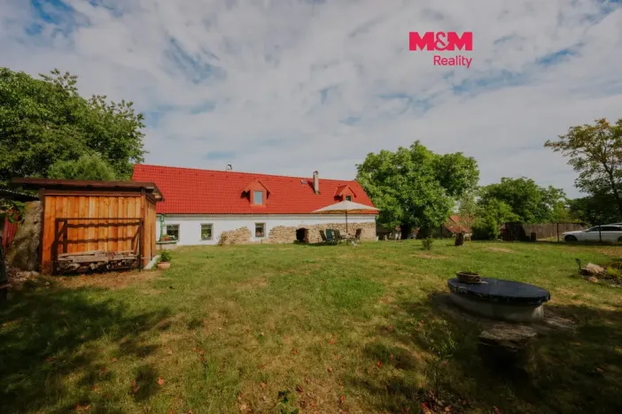 Prodej chalupy, Kadov - Lnářský Málkov, 250 m2