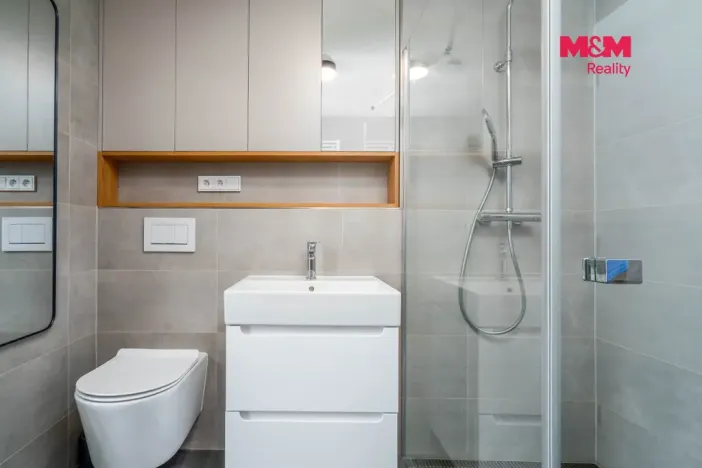 Prodej bytu 2+kk, Hradec Králové - Pražské Předměstí, Gočárova třída, 48 m2