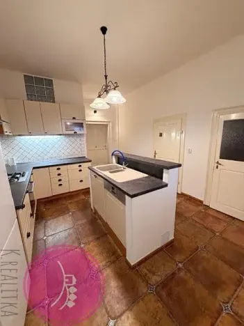 Pronájem bytu 3+1, Olomouc, Kapucínská, 150 m2