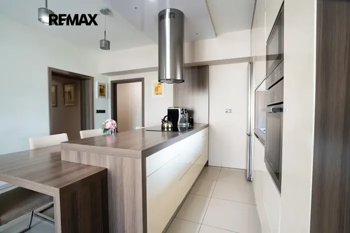 Prodej obchodního prostoru, Kyjov, třída Komenského, 290 m2