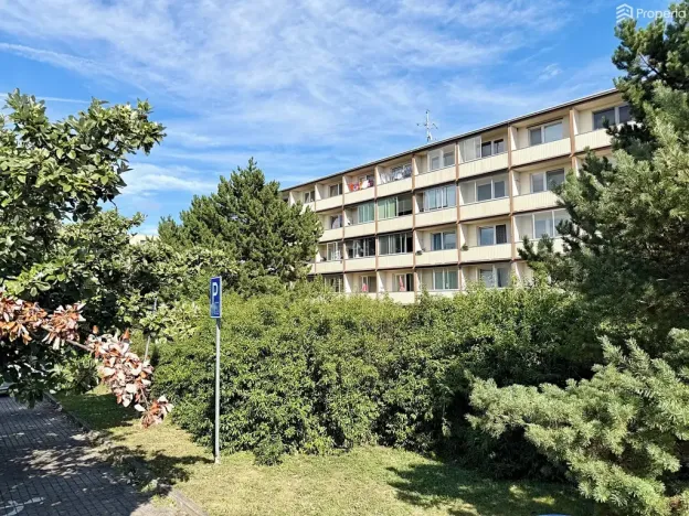 Prodej bytu 3+1, Hrušovany u Brna, Sídliště, 73 m2