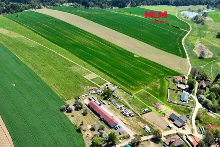 Prodej pozemku pro bydlení, Bácovice, 1600 m2