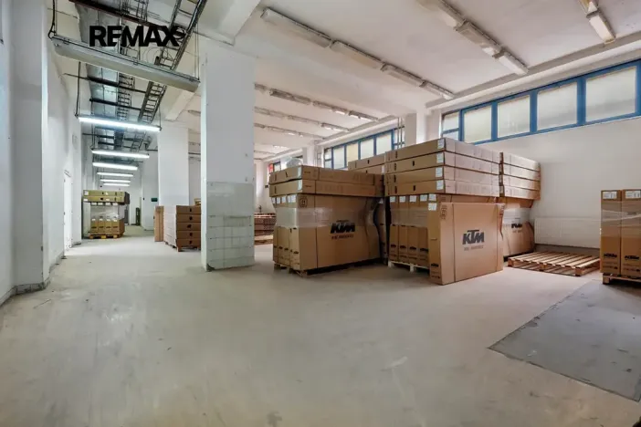Pronájem skladu, Šumperk, Dolnostudénská, 3200 m2