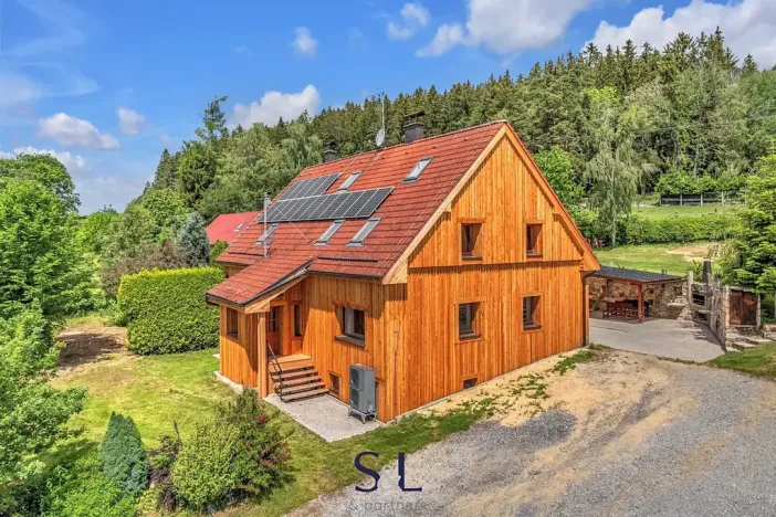 Prodej zemědělské usedlosti, Horní Planá, 200 m2