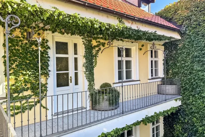 Pronájem bytu 4+1, Praha - Malá Strana, 170 m2