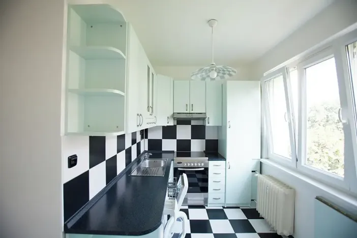 Prodej bytu 2+1, Praha, K lučinám, 52 m2