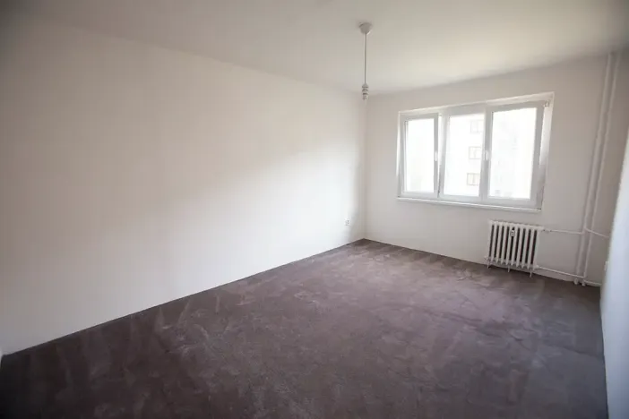 Prodej bytu 2+1, Praha, K lučinám, 52 m2