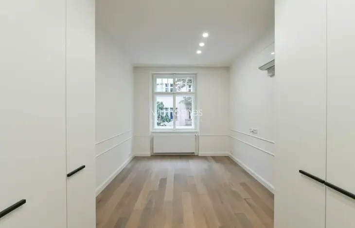 Pronájem bytu 4+kk, Praha - Vinohrady, náměstí Jiřího z Poděbrad, 118 m2