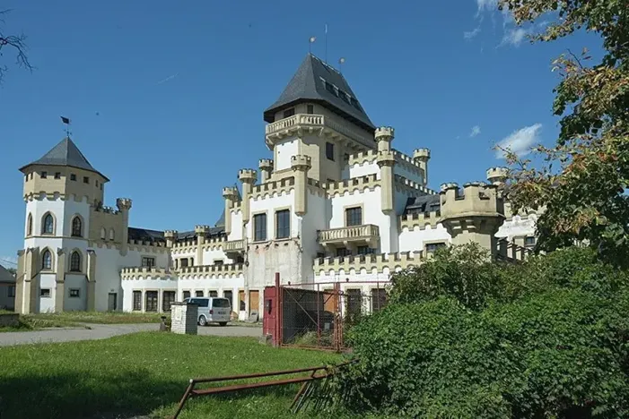 Dražba pozemku, Znojmo, Suchohrdelská, 1616 m2
