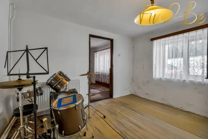 Prodej rodinného domu, Líšťany, V Poustkách, 61 m2