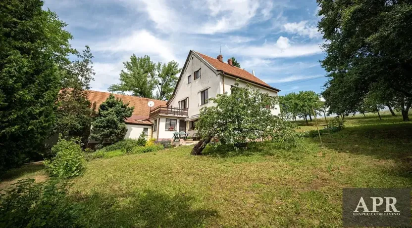 Prodej rodinného domu, Nezdenice, 240 m2