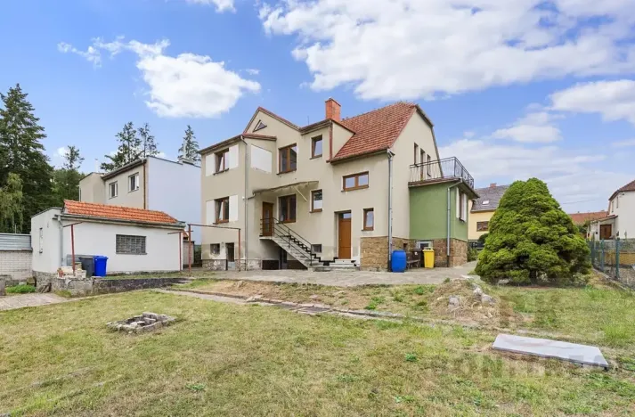 Prodej rodinného domu, Černá Hora, Budovatelská, 267 m2