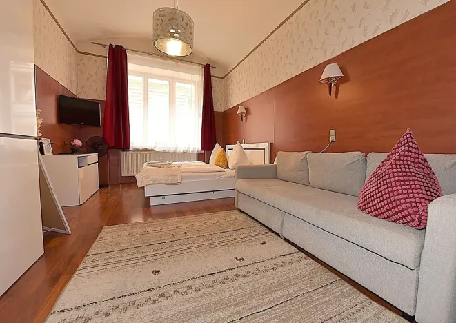 Prodej kanceláře, Praha - Vinohrady, Balbínova, 72 m2