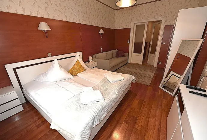 Prodej kanceláře, Praha - Vinohrady, Balbínova, 72 m2