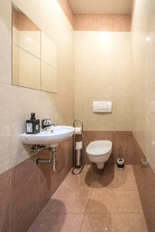 Prodej kanceláře, Praha - Vinohrady, Balbínova, 72 m2