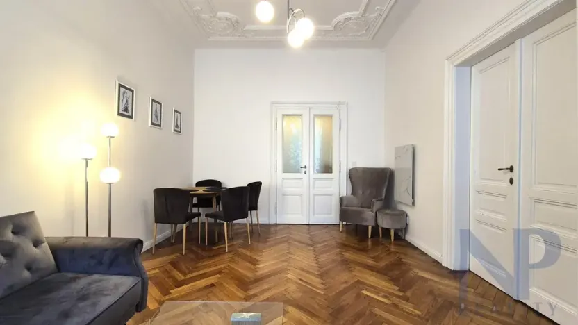 Pronájem bytu 3+1, Praha - Žižkov, Husitská, 76 m2