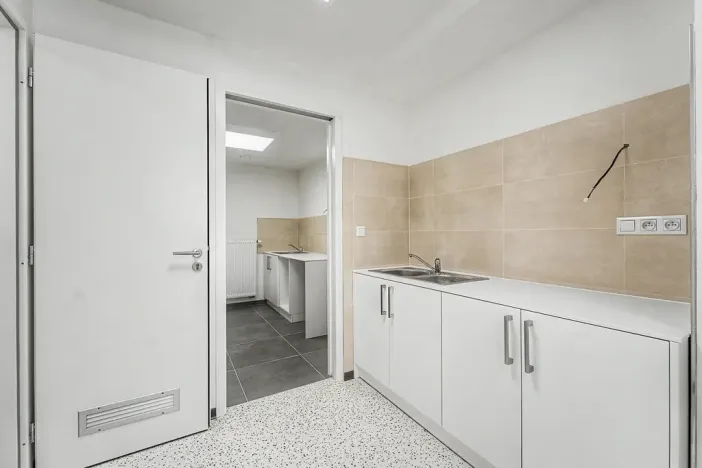 Pronájem komerční, Praha - Lysolaje, Kovárenská, 82 m2