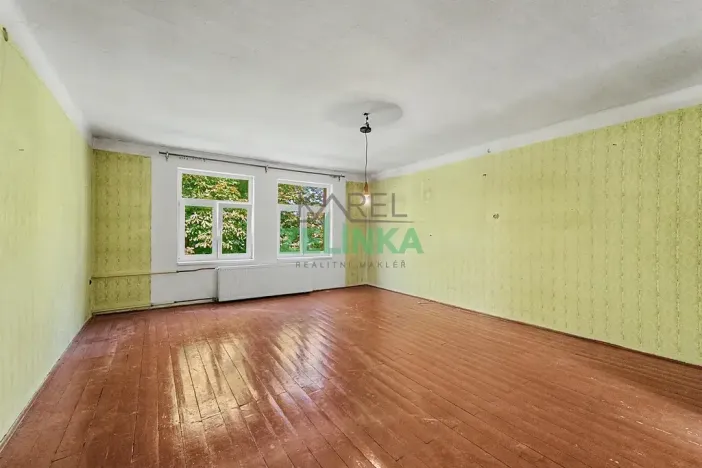 Prodej rodinného domu, Tlustice, 511 m2