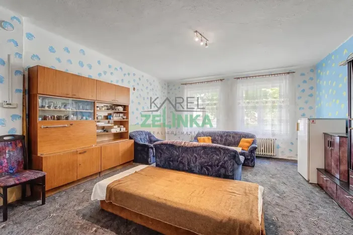 Prodej rodinného domu, Tlustice, 511 m2