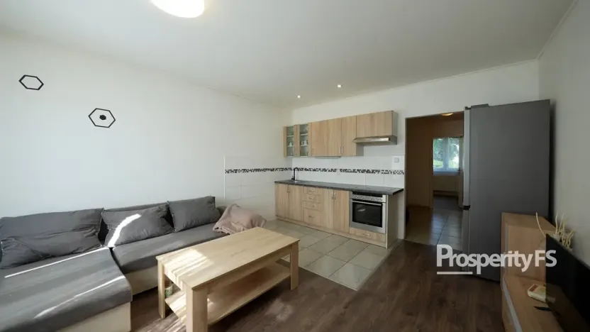 Prodej bytu 1+1, Cvikov - Cvikov II, Sídliště, 41 m2