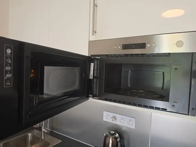 Pronájem bytu 1+kk, Praha - Jinonice, Kloudova, 23 m2