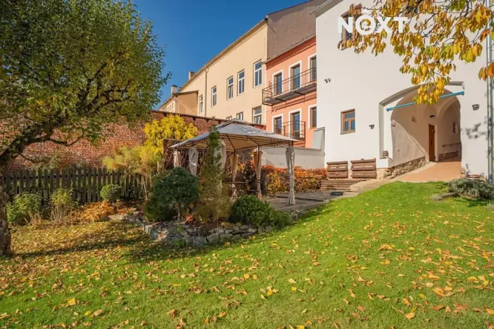 Pronájem restaurace, Štíty, nám. Míru, 59 m2