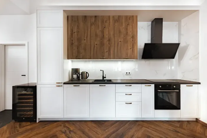 Prodej bytu 2+kk, Horní Planá, Náměstí, 47 m2