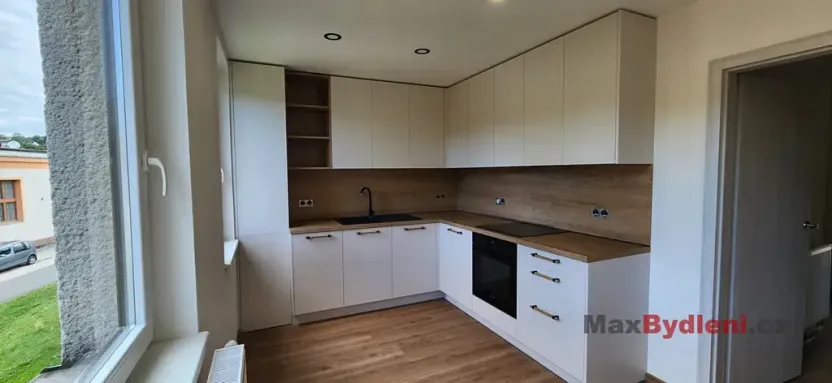 Pronájem bytu 3+1, Jablonec nad Nisou, Dalešická, 77 m2