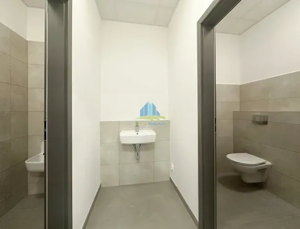 Pronájem obchodního prostoru, Františkovy Lázně, Nádražní, 28 m2