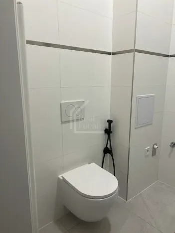 Pronájem bytu 1+1, Praha - Smíchov, Plzeňská, 46 m2