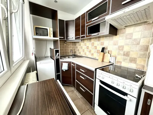 Prodej bytu 1+kk, Hradec Králové, Třebechovická, 35 m2