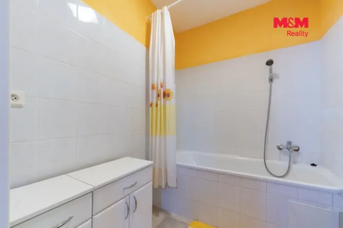 Pronájem bytu 2+1, Aš, Hlavní, 67 m2