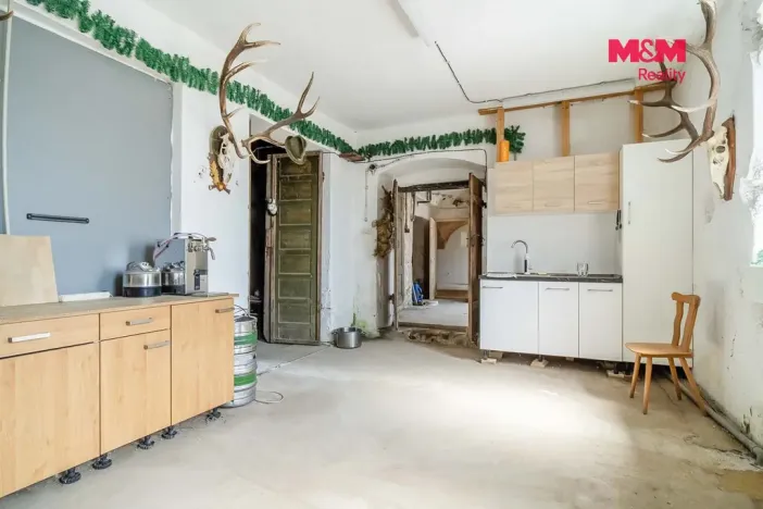 Prodej obchodního prostoru, Raspenava, Hejnická, 388 m2