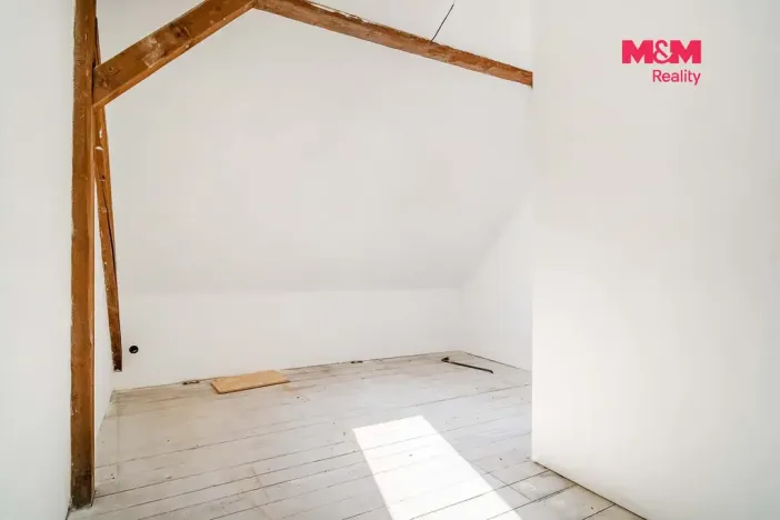 Prodej obchodního prostoru, Raspenava, Hejnická, 388 m2