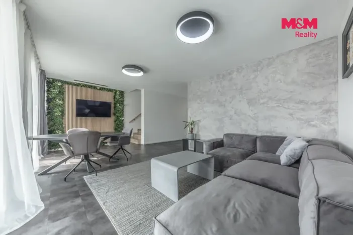 Prodej rodinného domu, Milovice - Mladá, Lipová, 99 m2